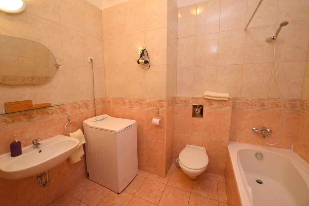 Lifestyle Baby Friendly Apartment *