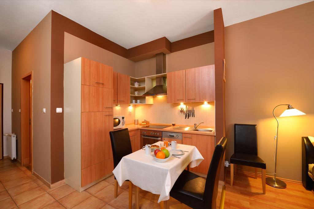 Apartment Lifestyle Baby Friendly
